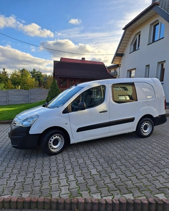 Citroen Berlingo cena 43900 przebieg: 176000, rok produkcji 2018 z Wolbrom małe 254